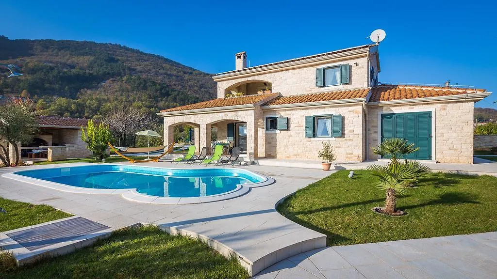 Villa Stonegate Estate - Bonus, Dvije Vile Jedna Cijena! Opatija