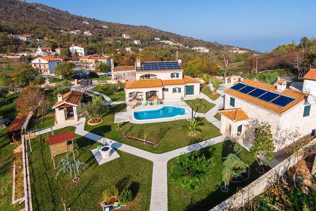 Villa Stonegate Estate - Bonus, Dvije Vile Jedna Cijena! Opatija