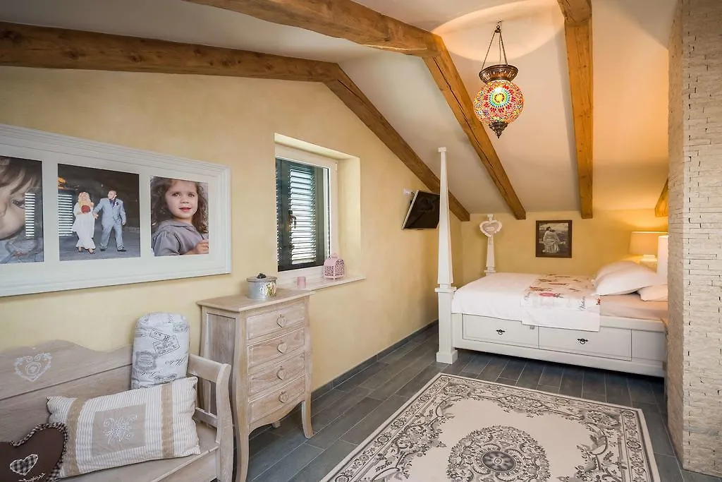 Villa Stonegate Estate - Bonus, Dvije Vile Jedna Cijena! Opatija