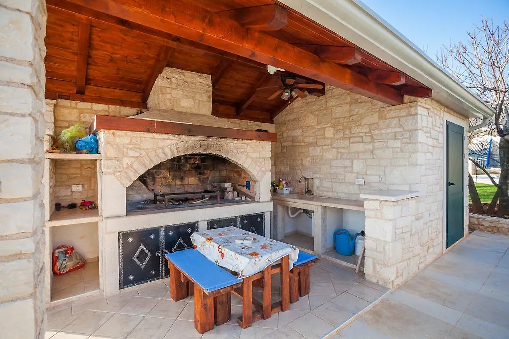 Villa Stonegate Estate - Bonus, Dvije Vile Jedna Cijena! Opatija