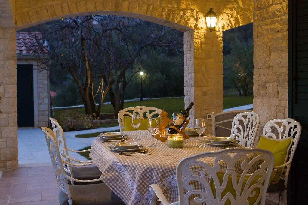 Villa Stonegate Estate - Bonus, Dvije Vile Jedna Cijena! Opatija Croatia