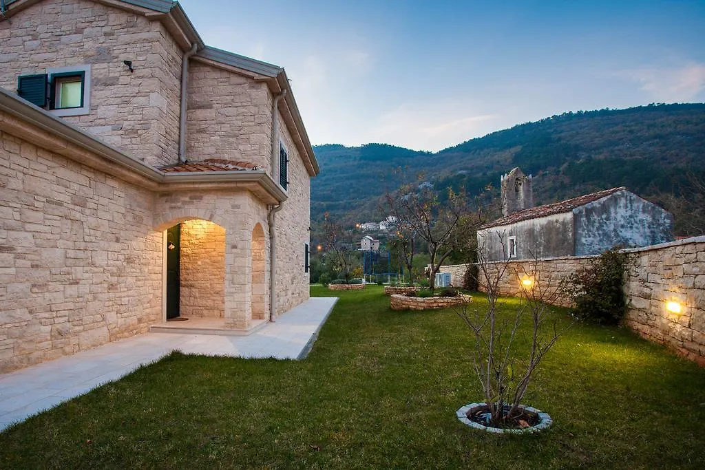 Villa Stonegate Estate - Bonus, Dvije Vile Jedna Cijena! Opatija