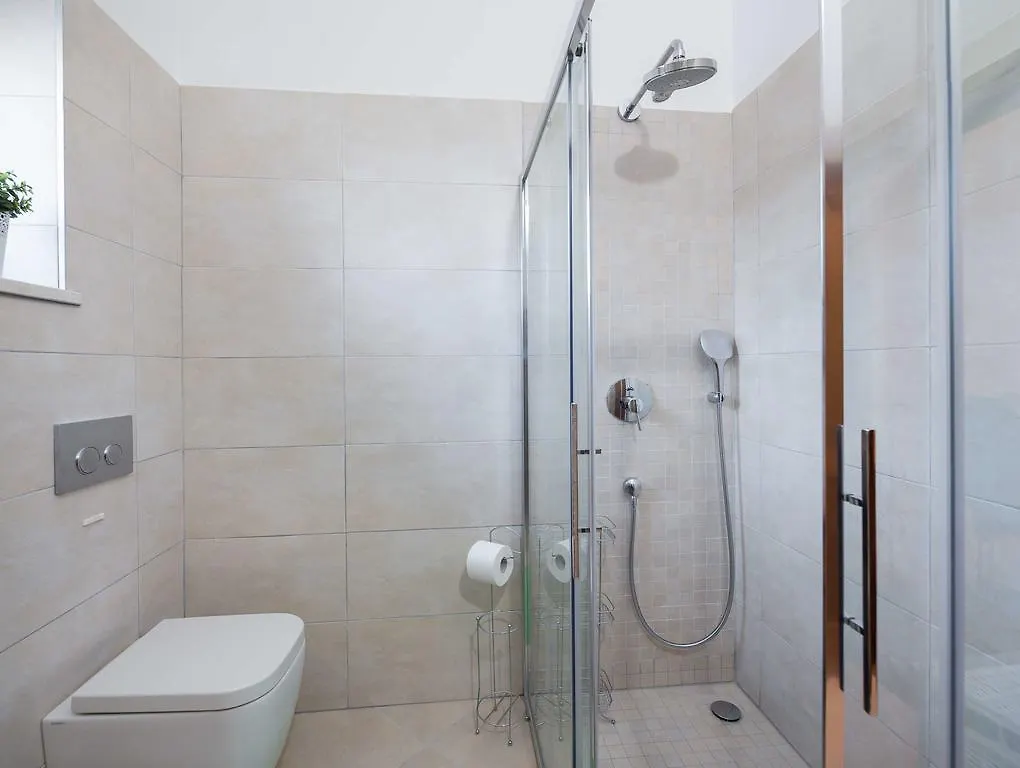 Villa Stonegate Estate - Bonus, Dvije Vile Jedna Cijena! Opatija